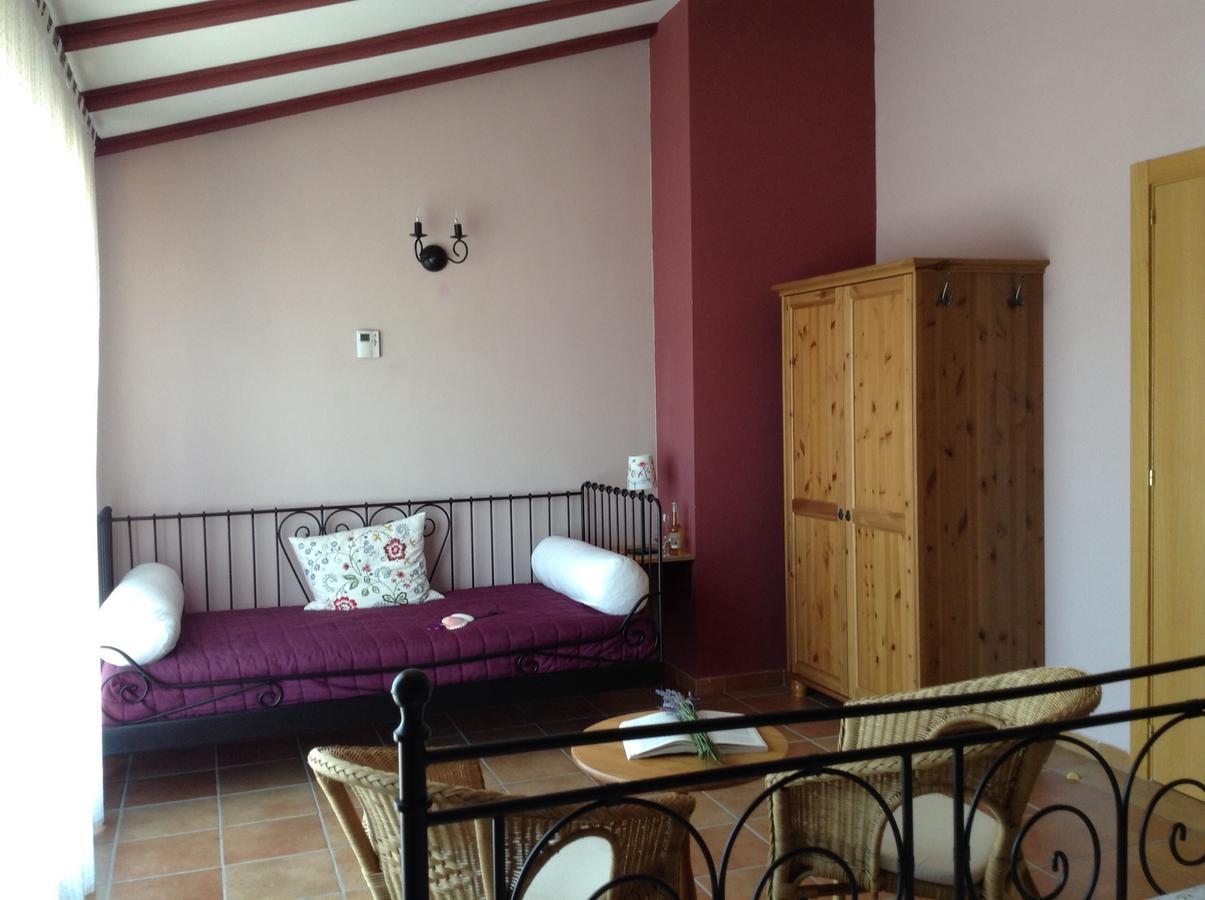 Hostal Camino Del Perdon Uterga Exterior foto